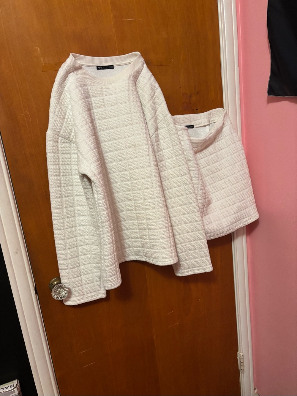 Zara White Textured Crewneck Top and skirt